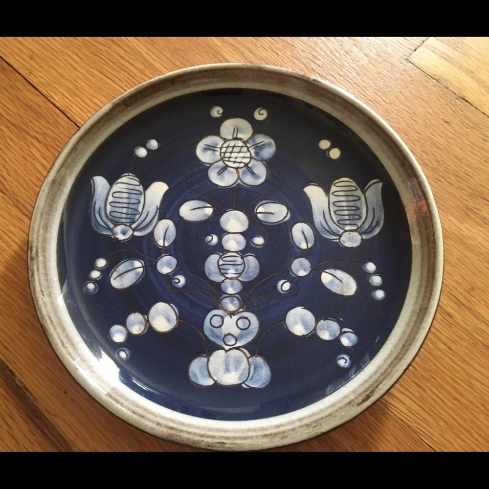 Hugo Kohler Biel pottery ceramic flower plate.